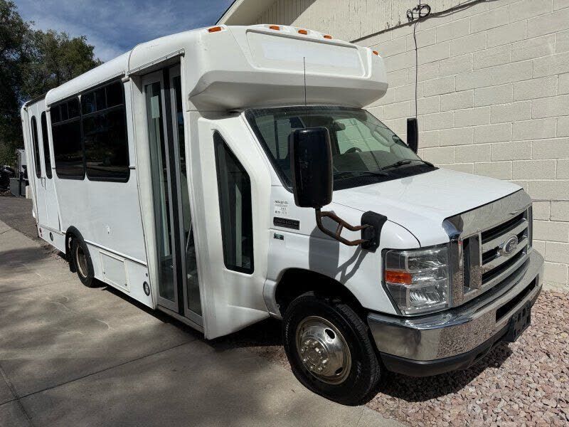 2015 FORD E-350