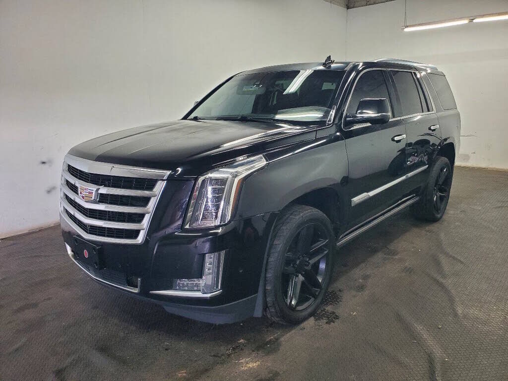 2017 CADILLAC Escalade