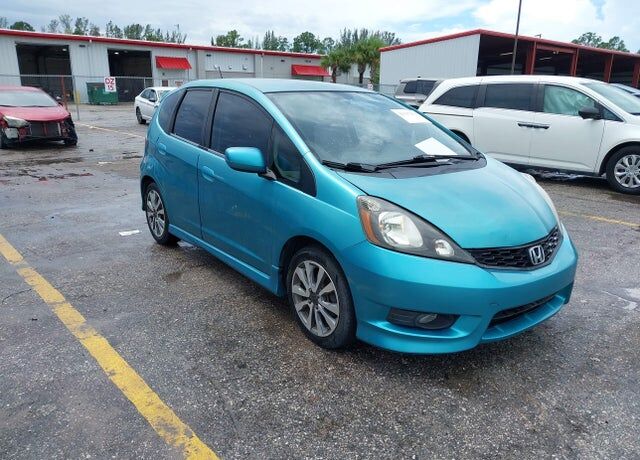 2012 HONDA Fit
