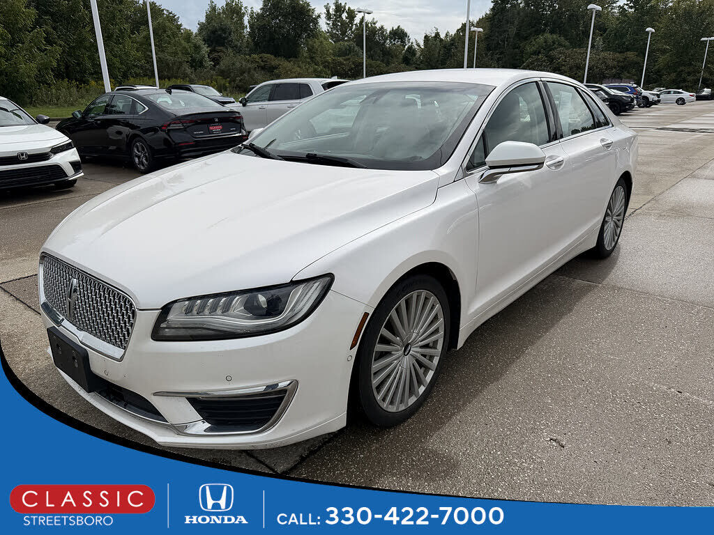 2017 LINCOLN MKZ