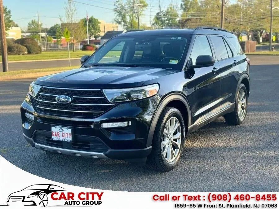 2021 FORD Explorer
