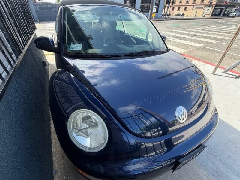 2004 VOLKSWAGEN Beetle