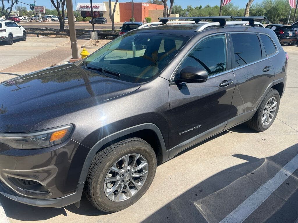 2021 JEEP Cherokee