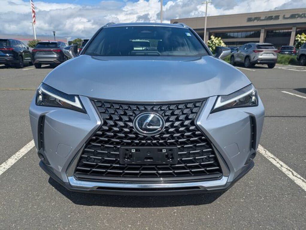 2025 Lexus UX