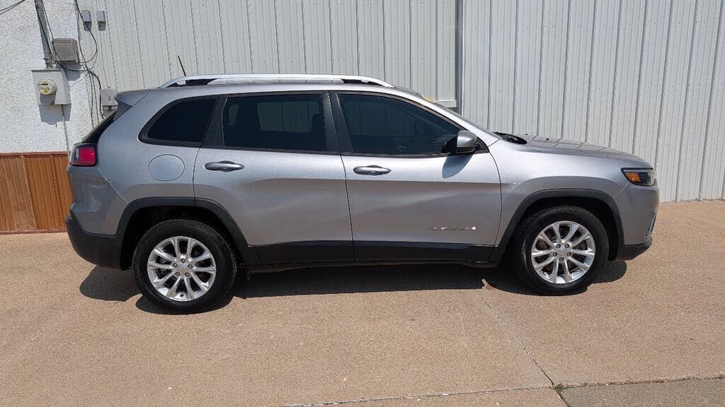 2020 JEEP Cherokee