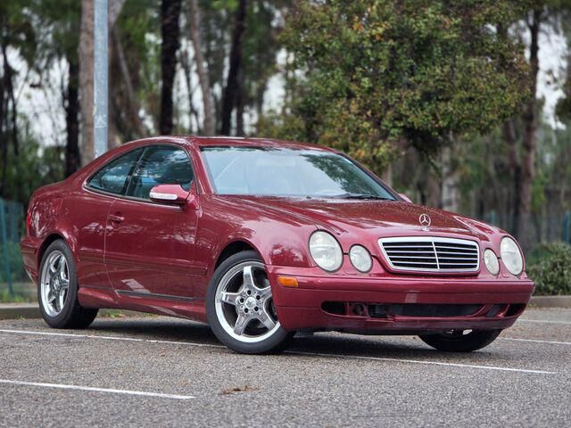 2002 MERCEDES-BENZ CLK-Class