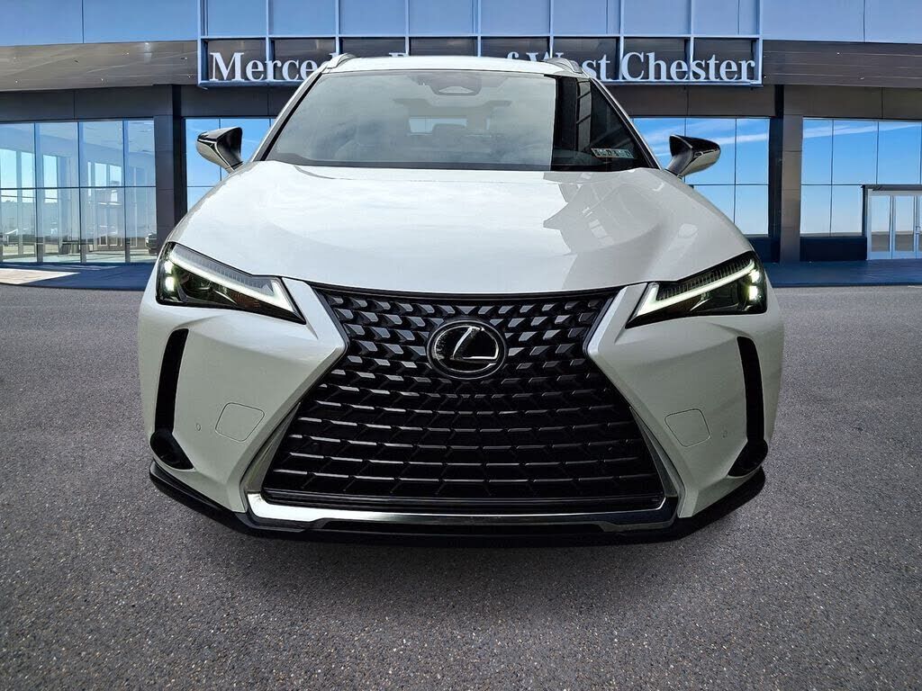 2025 Lexus UX