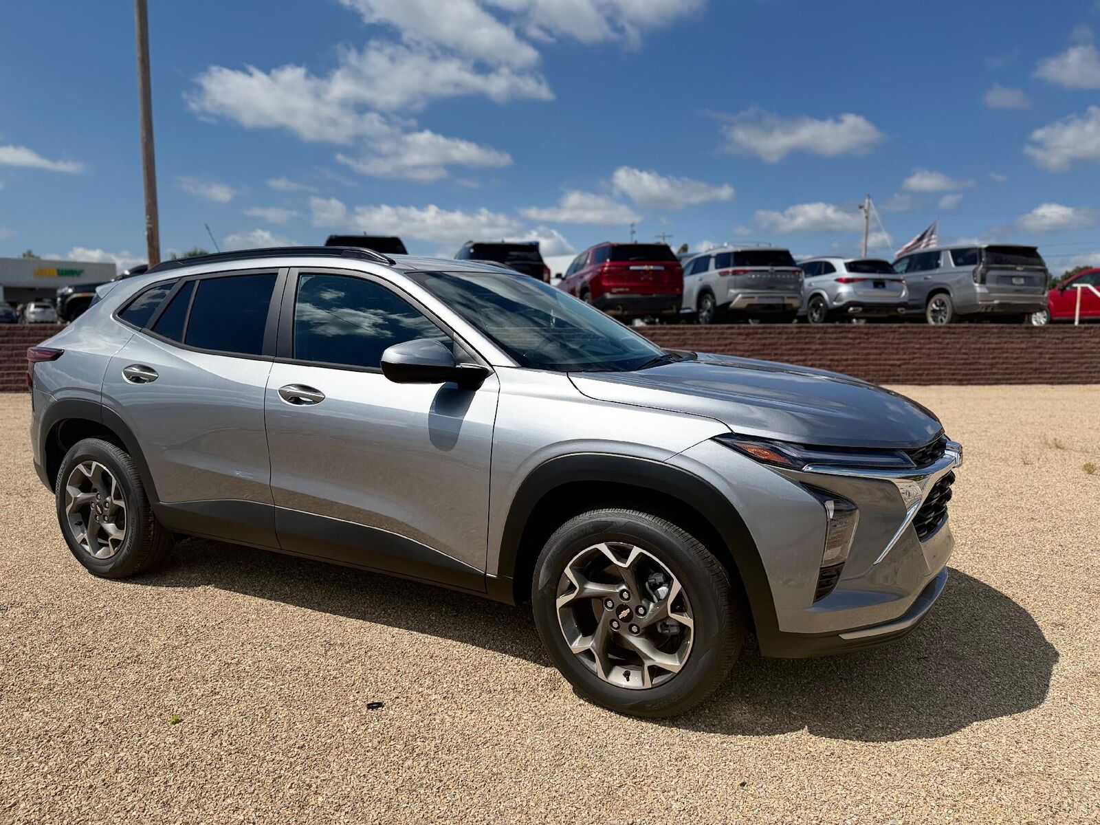 2026 CHEVROLET Trax