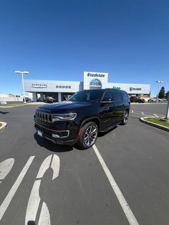 2022 JEEP Wagoneer