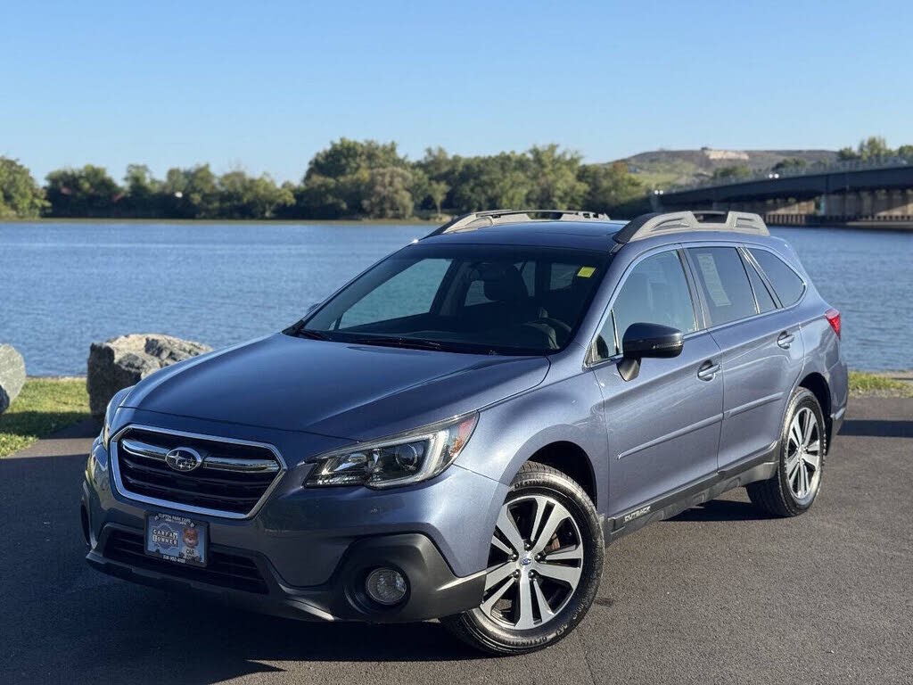 2018 SUBARU Outback