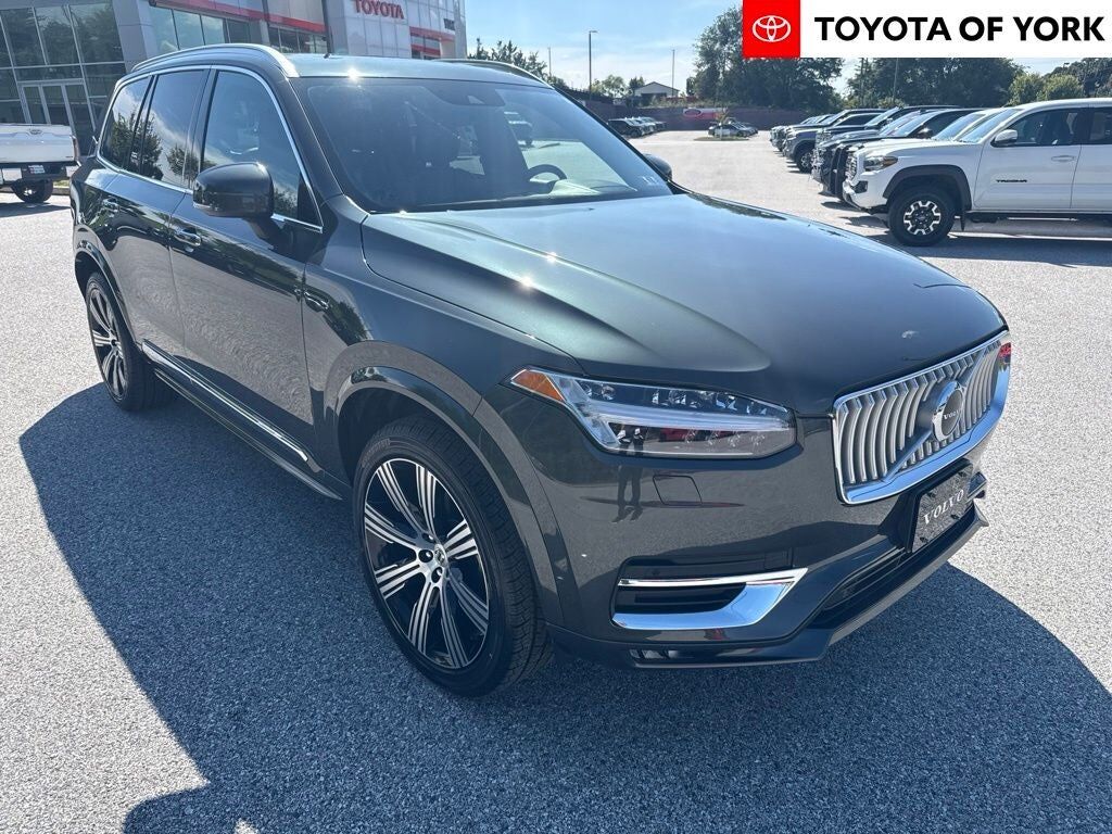 2021 VOLVO XC90
