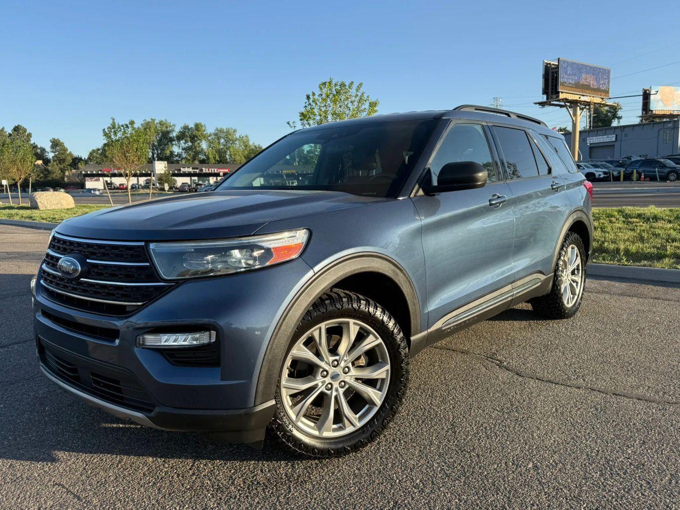2020 FORD Explorer