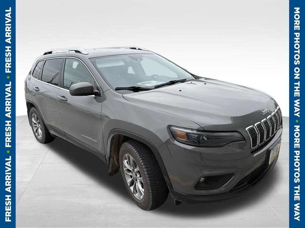 2020 JEEP Cherokee