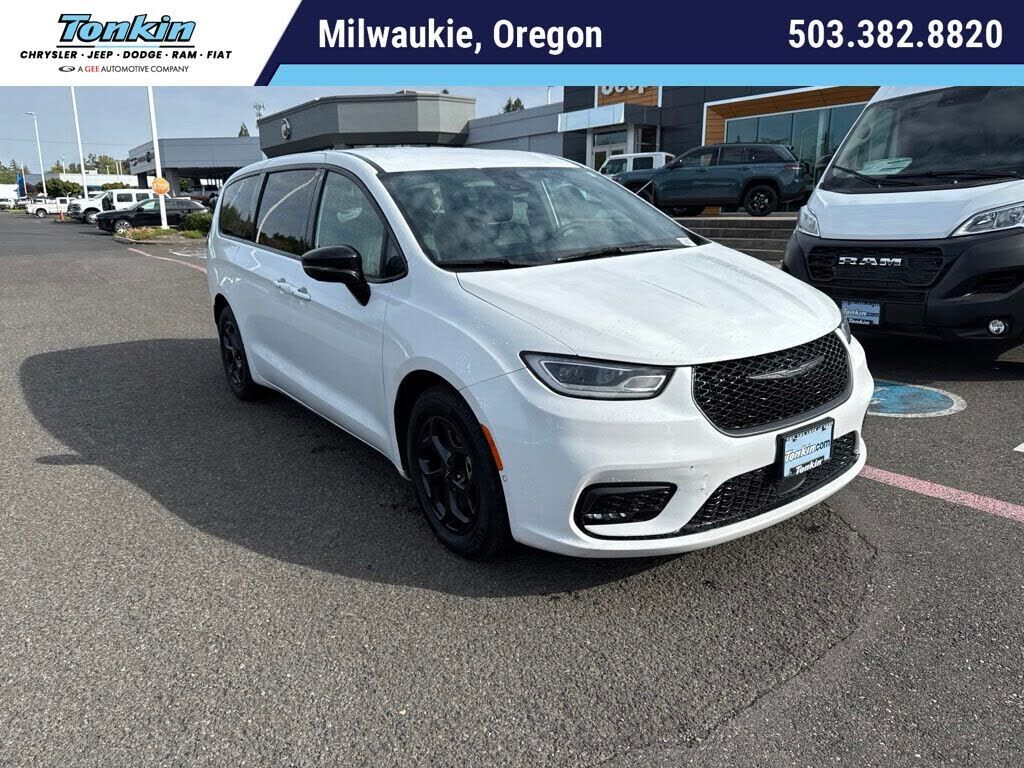 2024 CHRYSLER Pacifica