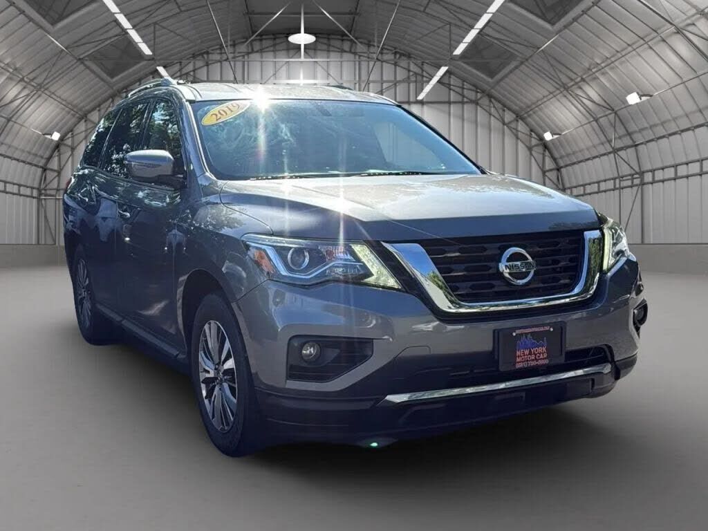 2019 NISSAN Pathfinder