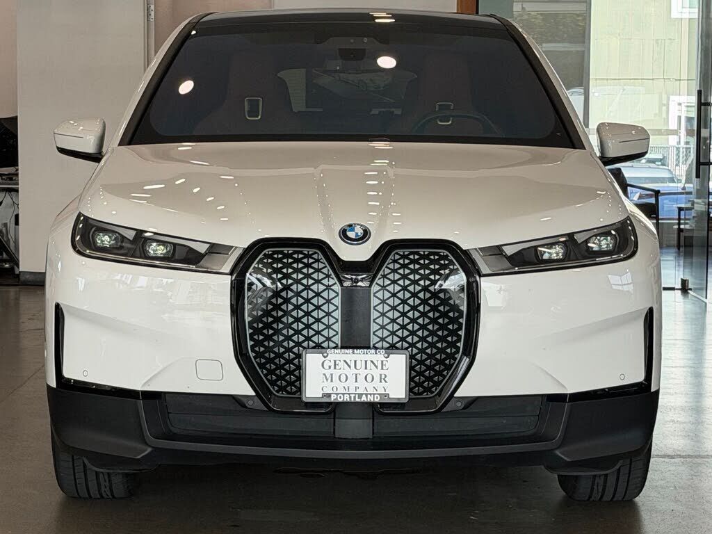 2024 BMW iX