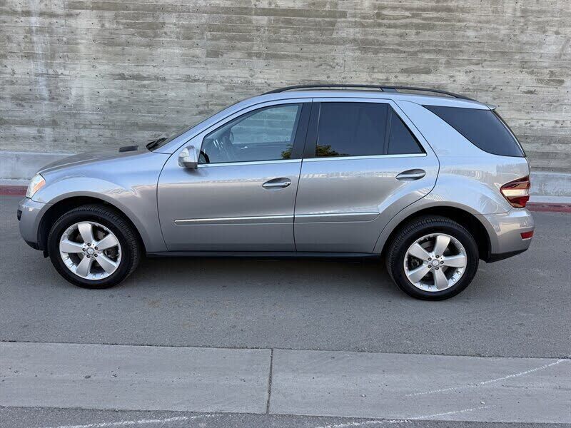 2010 Mercedes-Benz M-Class