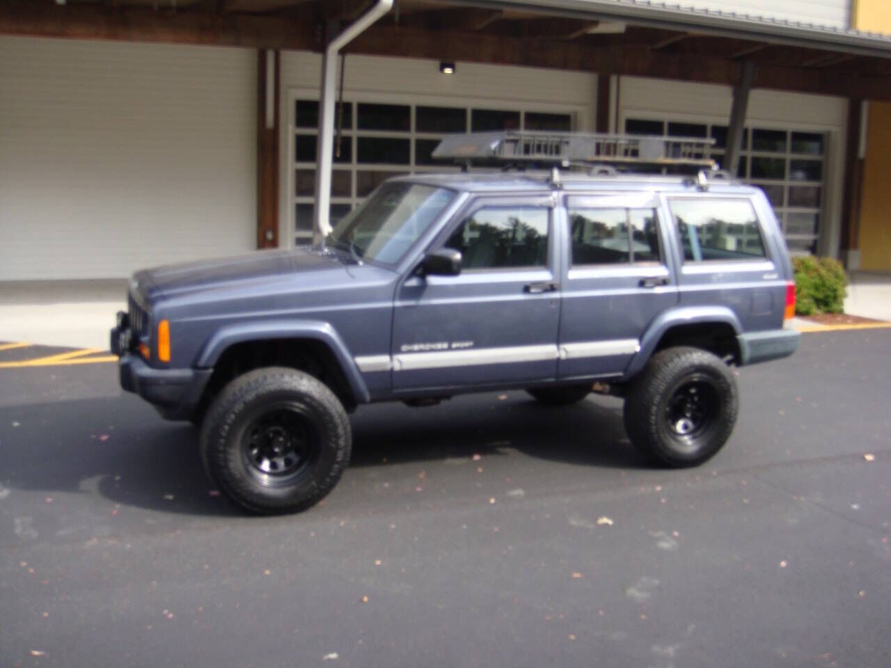 2001 JEEP Cherokee