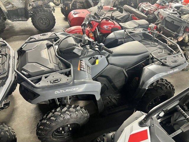 2024 CAN-AM Outlander