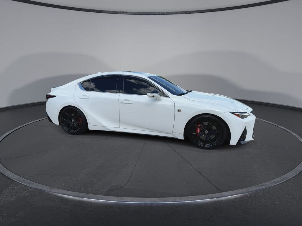 2023 Lexus IS