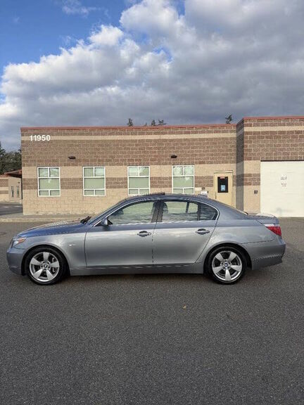 2004 BMW 530i