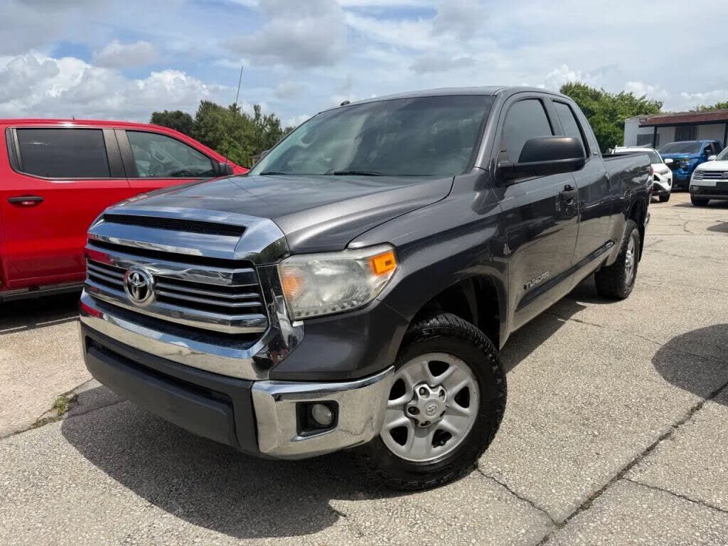 2017 TOYOTA Tundra