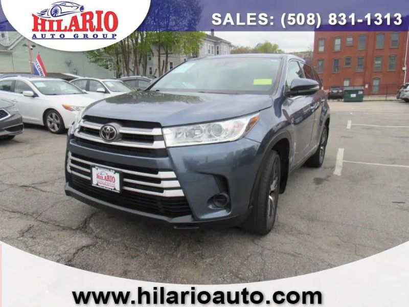 2019 TOYOTA Highlander