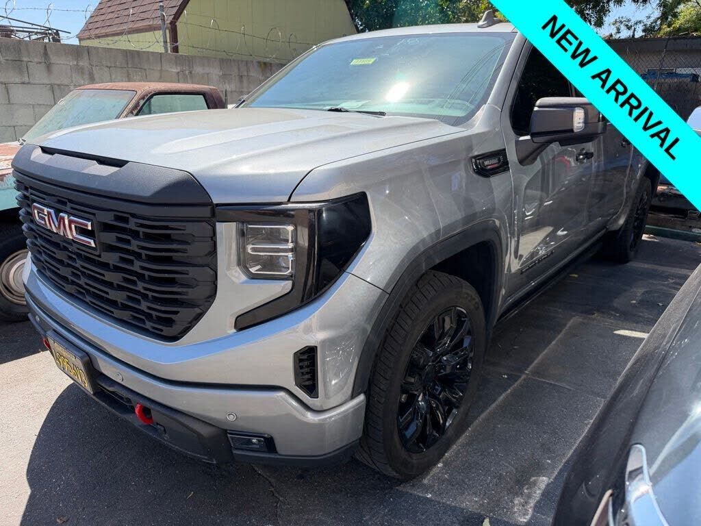 2023 GMC Sierra
