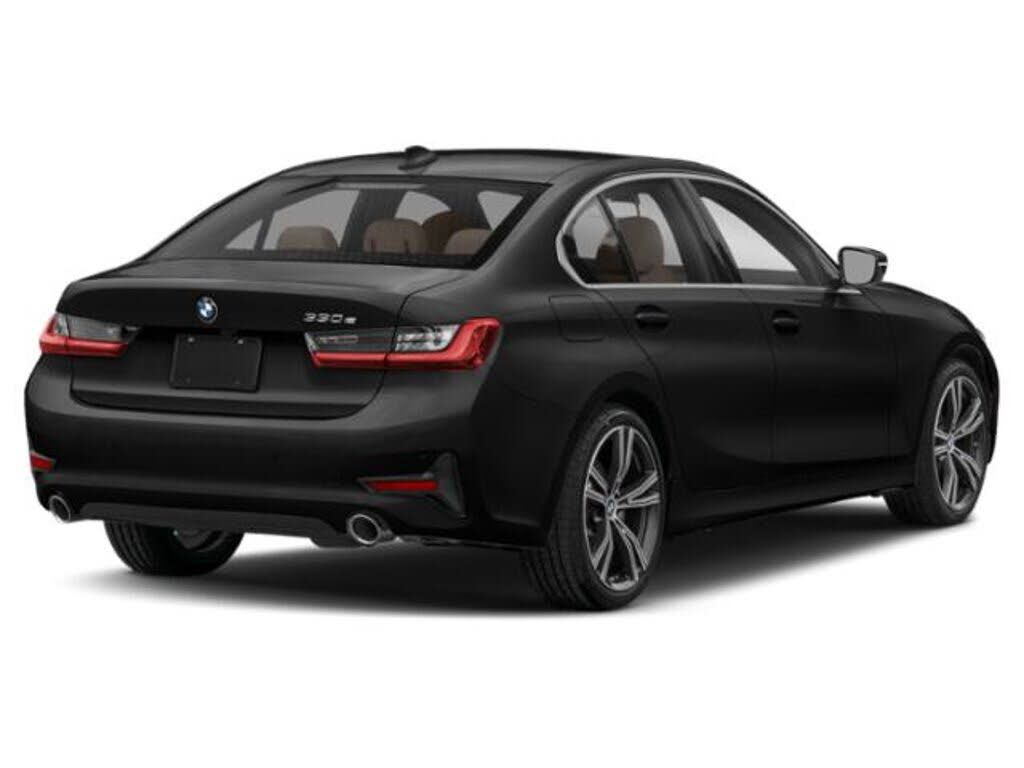 2022 BMW 330e