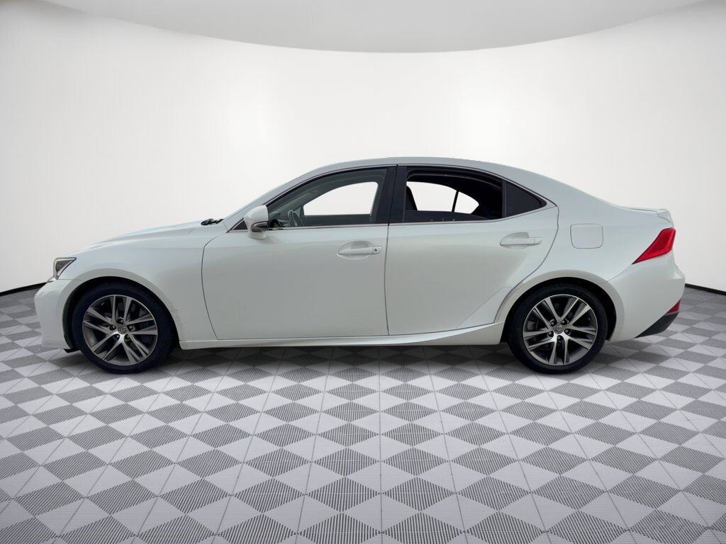 2020 Lexus IS