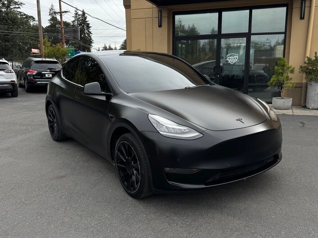 2020 TESLA Model Y