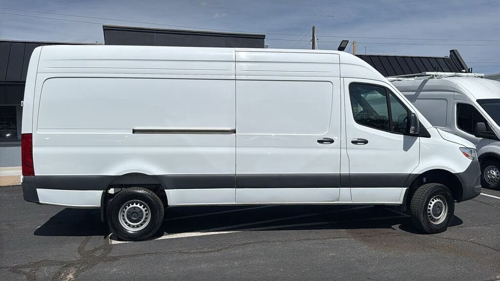 2024 Mercedes-Benz Sprinter