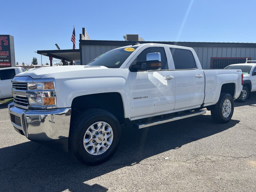 2017 CHEVROLET Silverado