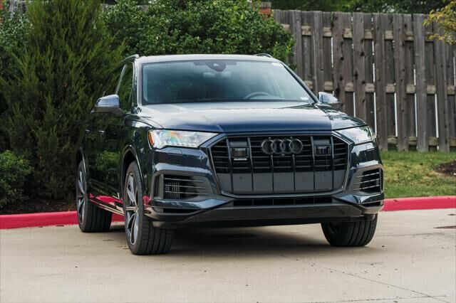 2023 AUDI Q7