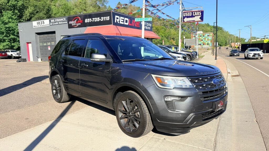 2018 FORD Explorer