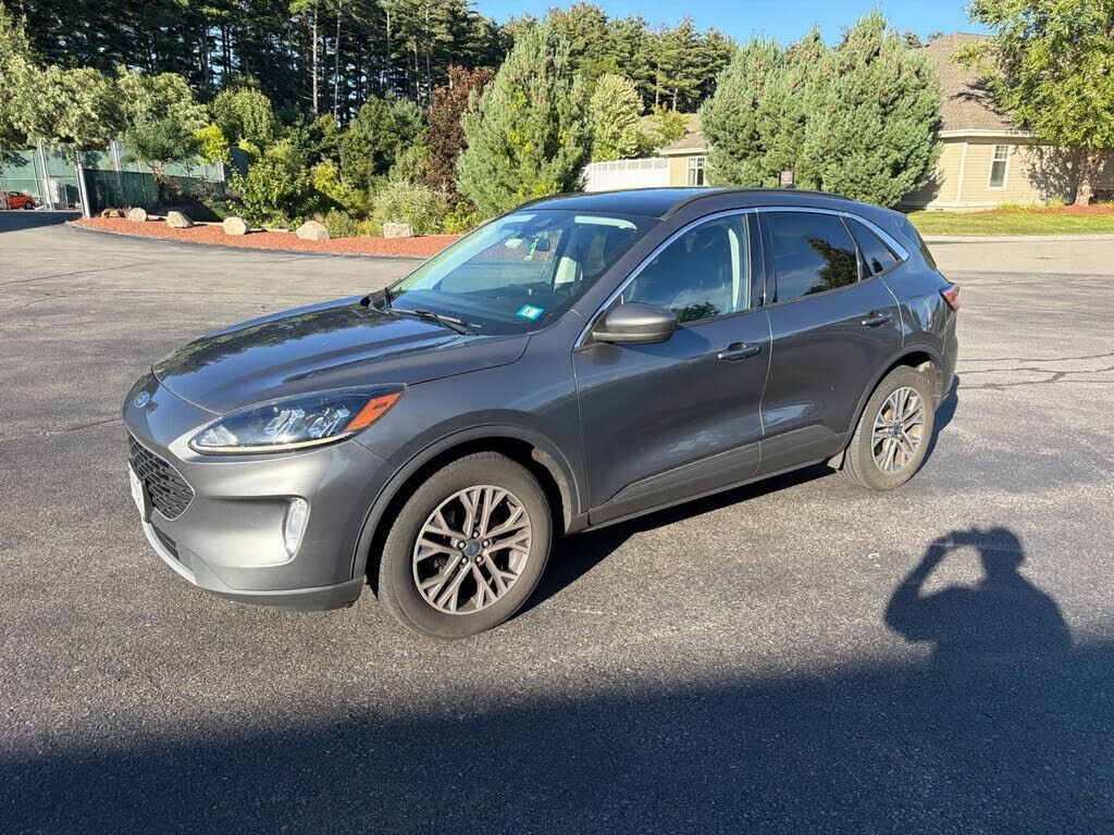 2022 FORD Escape
