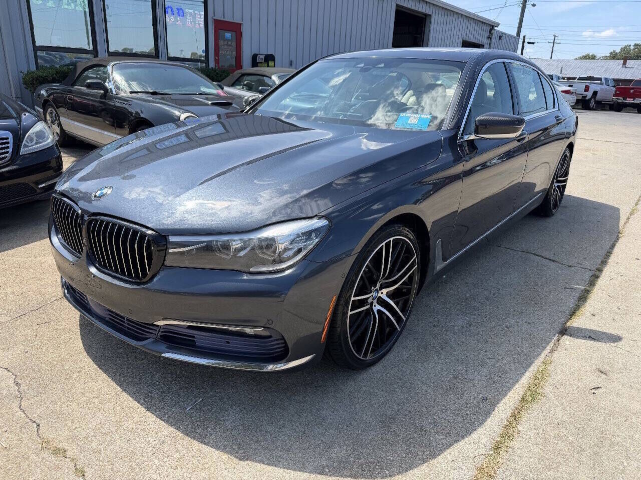 2016 BMW 740i