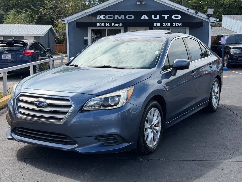 2016 SUBARU Legacy
