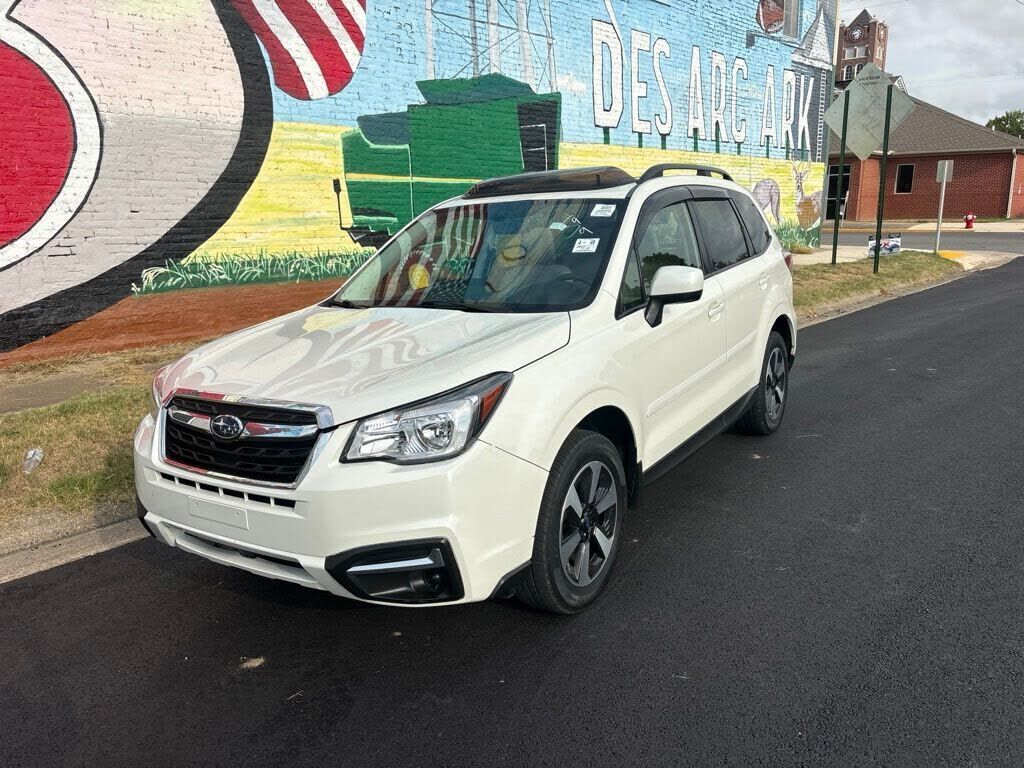 2017 SUBARU Forester
