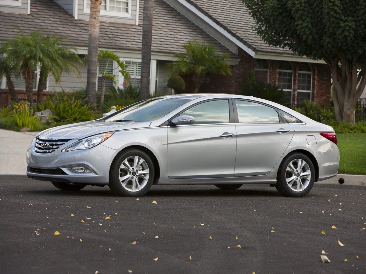 2011 HYUNDAI Sonata