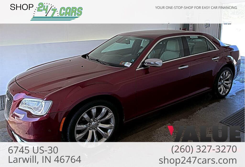 2019 CHRYSLER 300