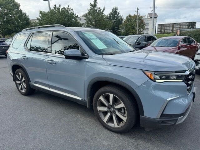 2025 HONDA Pilot