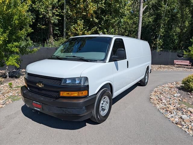 2019 CHEVROLET Express