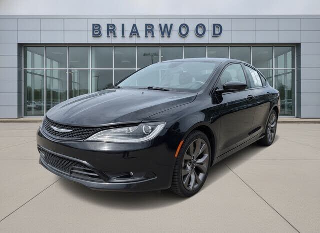 2016 CHRYSLER 200