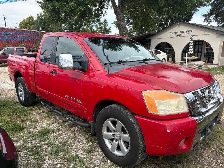 2012 NISSAN Titan