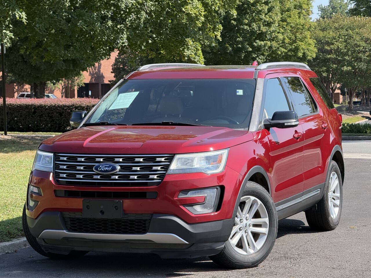 2017 FORD Explorer