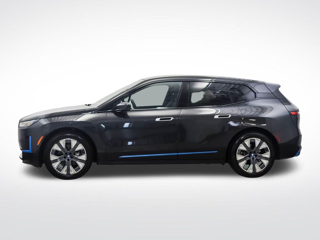 2024 BMW iX