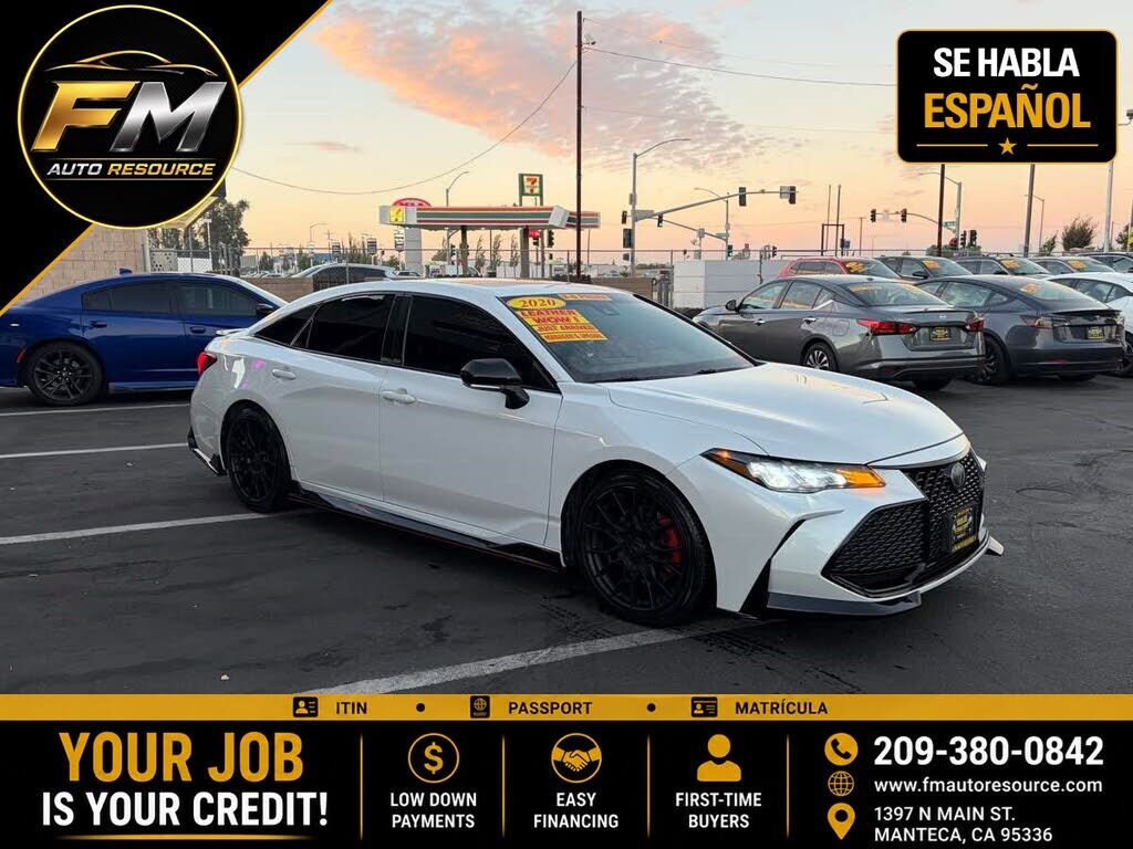 2020 TOYOTA Avalon