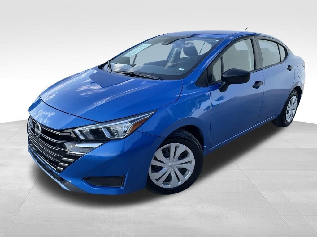 2024 NISSAN Versa