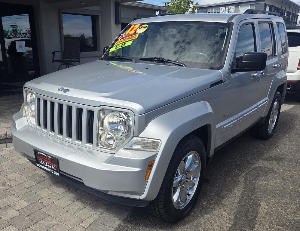 2012 JEEP Liberty